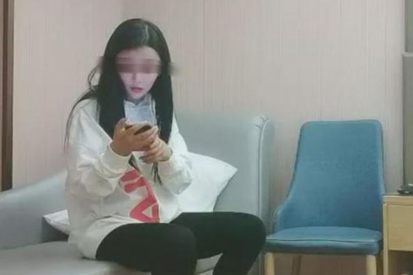“探花小利”翻车落网 据说视频有200部(图1)